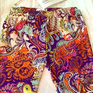 LAST CHANCE Paisley print online legging store leggings